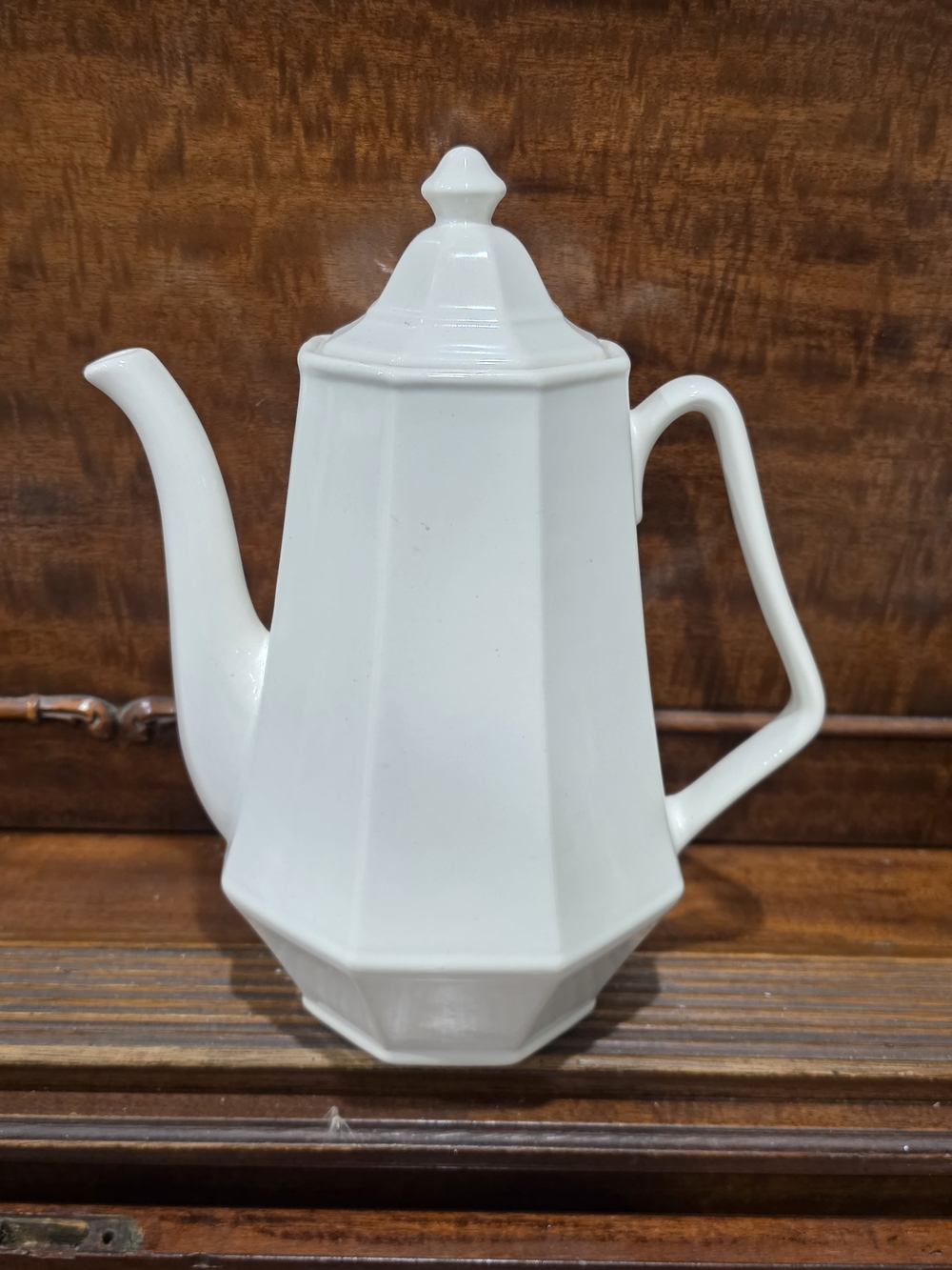 White Geometric Porcelain Coffee/Tea Pot